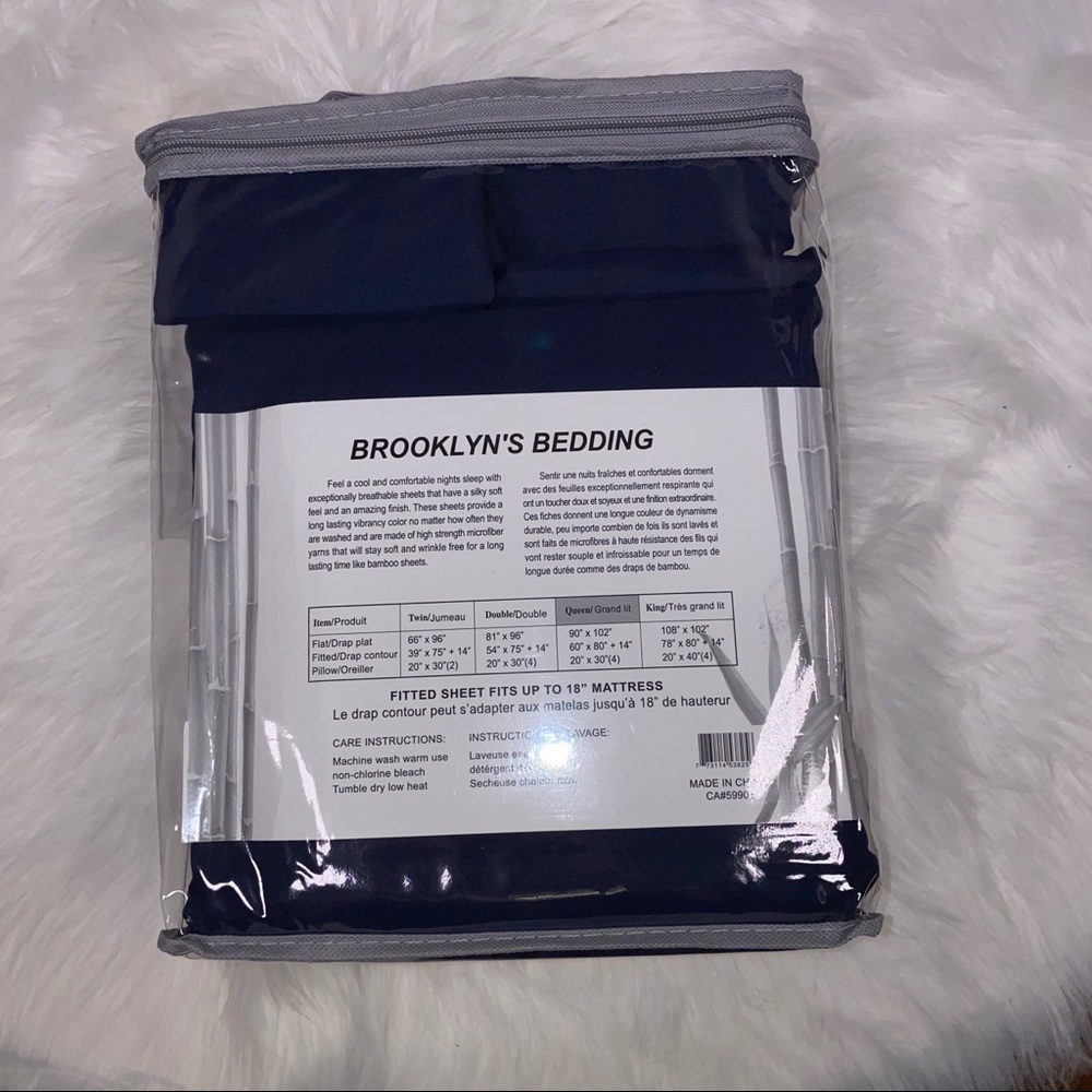 ✨SALE✨Queen 6pc Navy Bedsheets - Picture 5 of 6